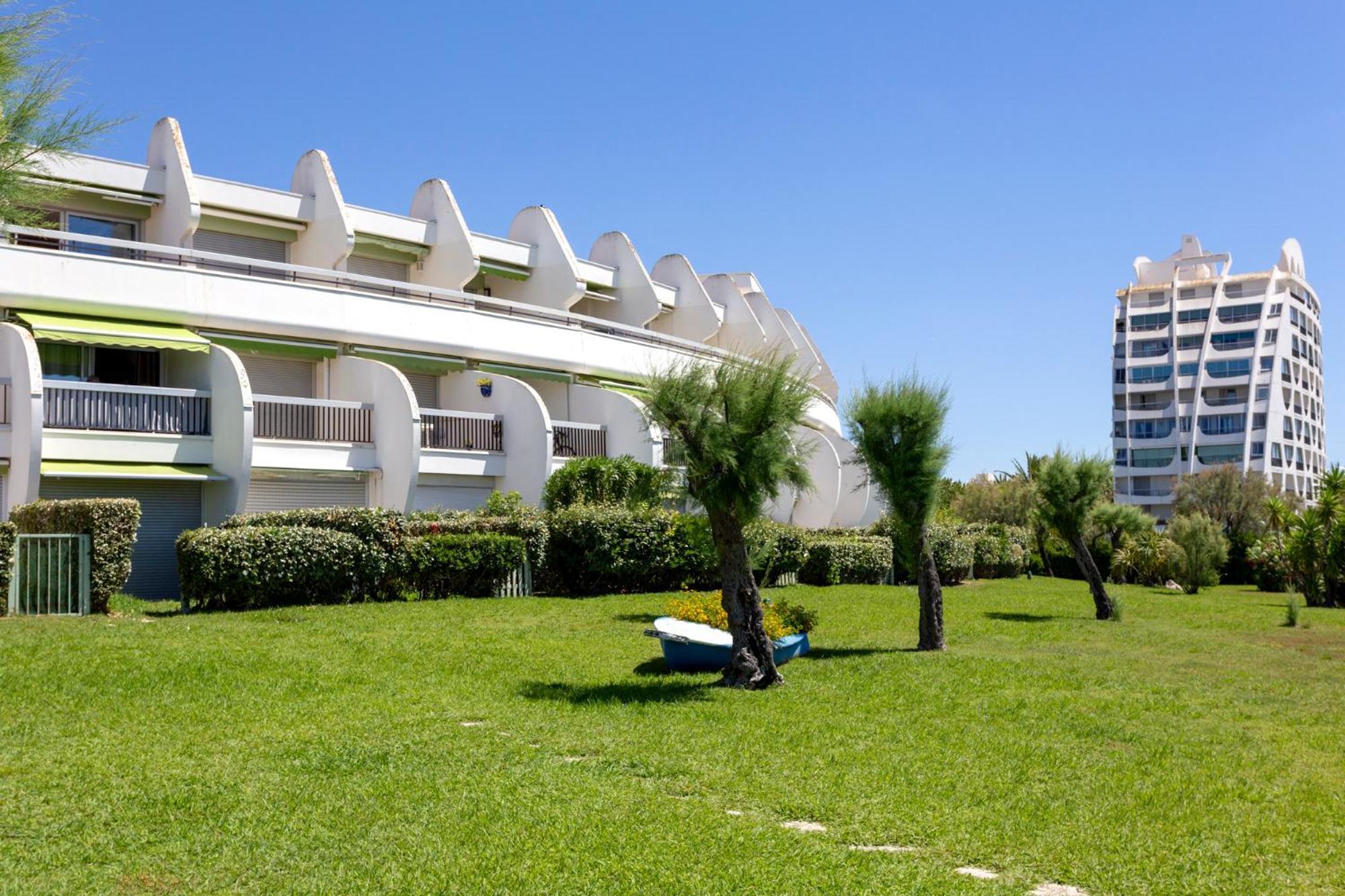 Chez Fabienne - Superbe Appartement Avec Vue Sur La Mer Et Parking La Grande Motte Ngoại thất bức ảnh